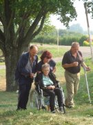 <p><strong>Autor</strong>: Martina Bilá <strong> </strong></p>
<p><strong>Popis:</strong> Na výlete v nepristupnom teréne potrebujem dvoch asistentov.</p>